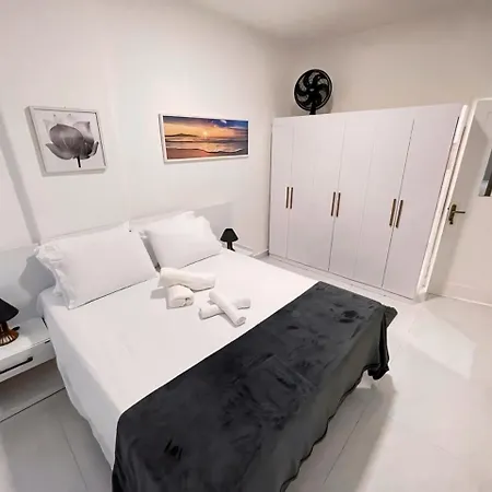 Copacabana Beach House-2